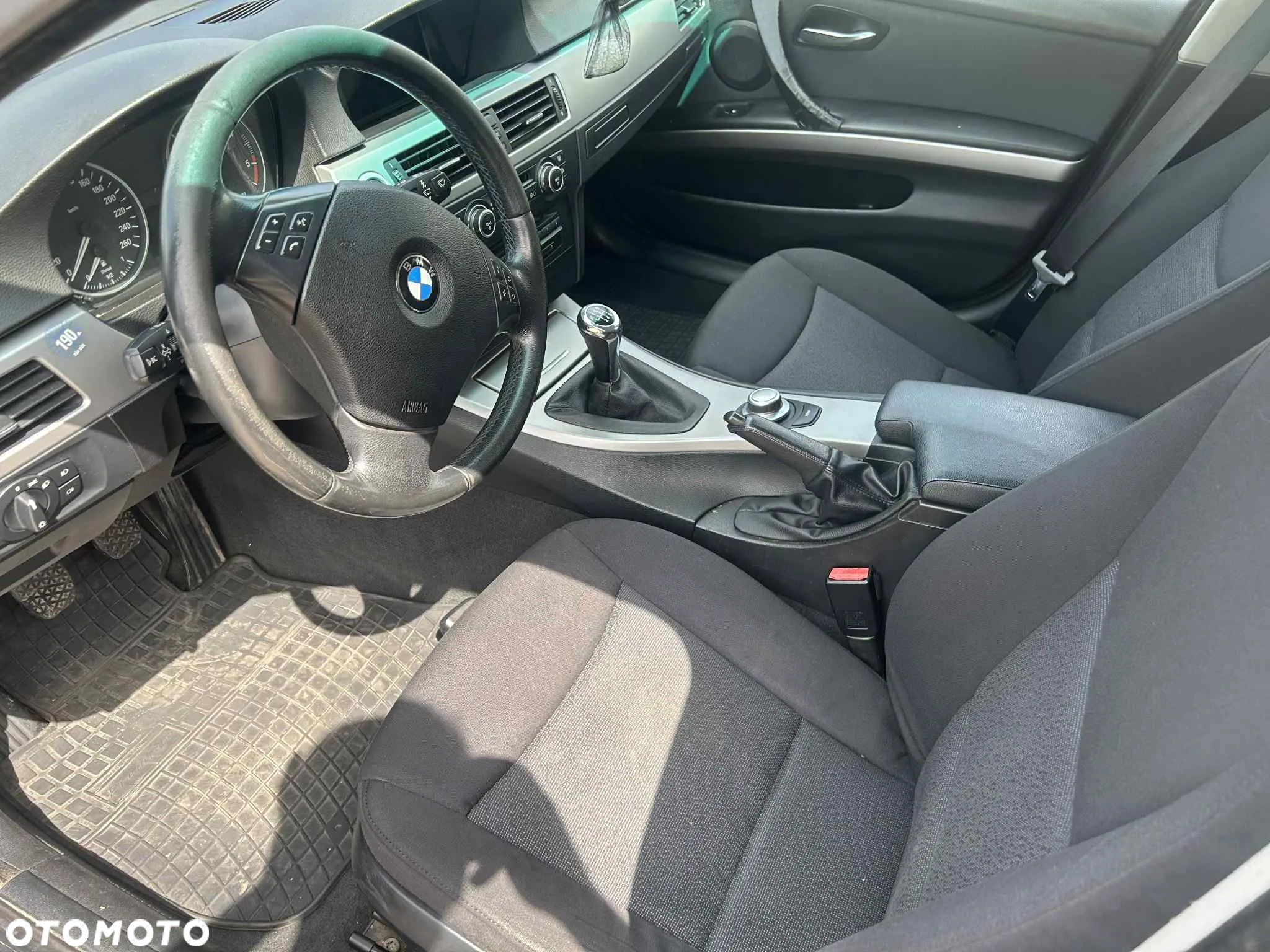 BMW Seria 3 318d - 8