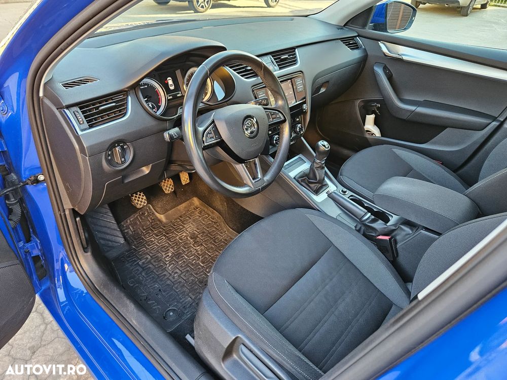 Skoda Octavia 1.5 TSI Ambition - 9