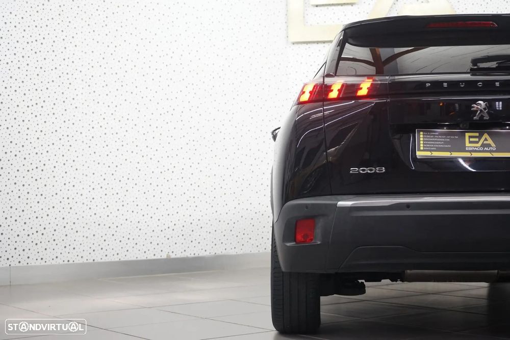 Peugeot 2008 1.2 PureTech Allure - 7