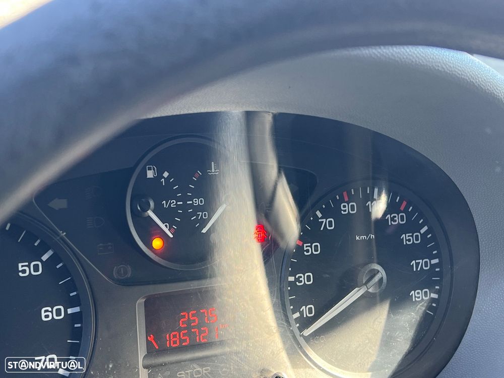 Citroën Jumpy 1.6 HDi L2H1 Semi-Vidrada - 9
