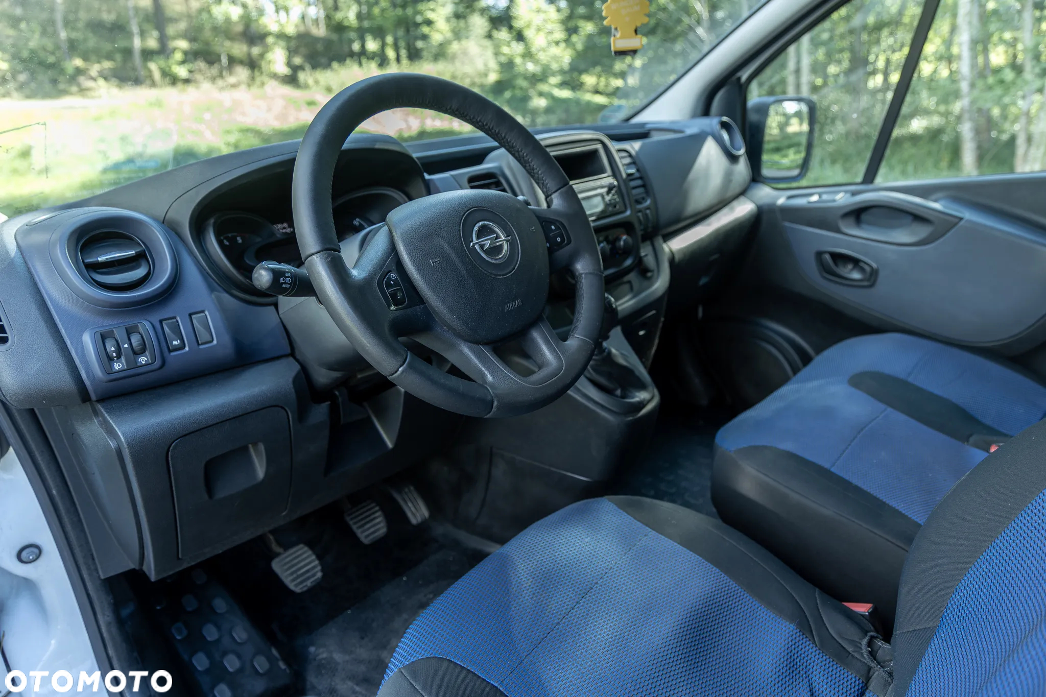 Opel Vivaro - 10