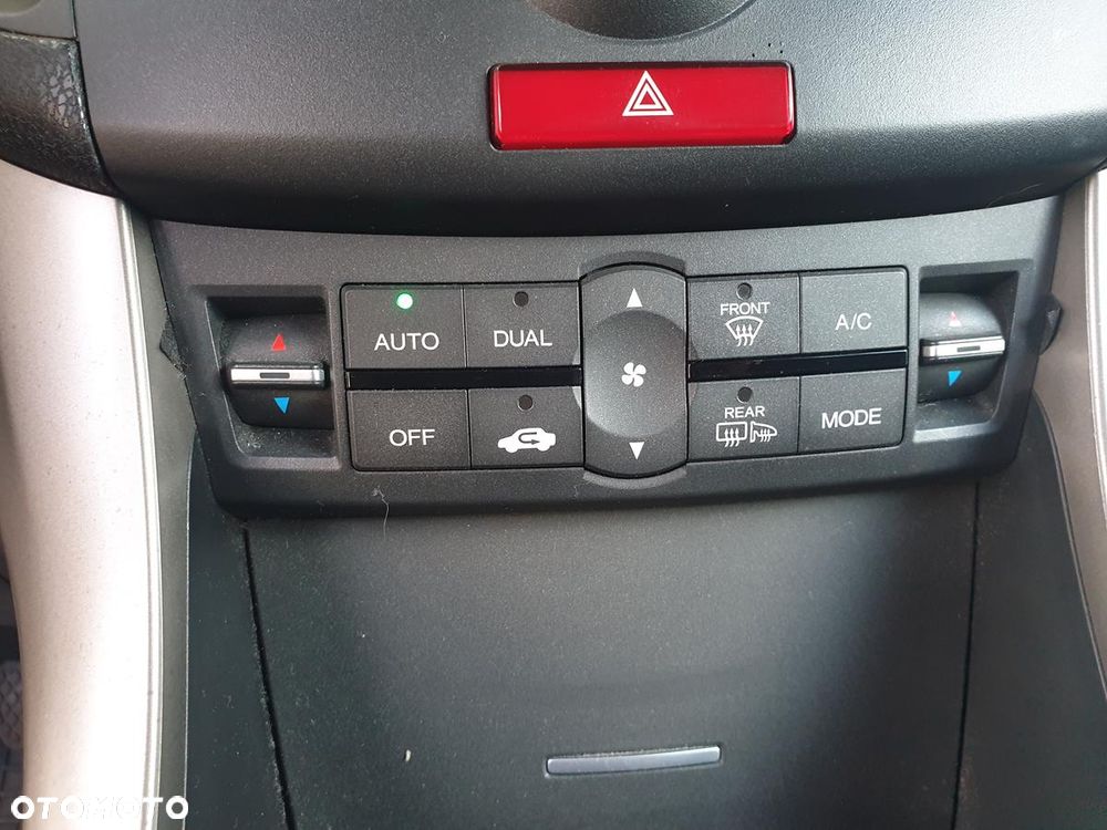 Honda Accord 2.0 Executive - 4