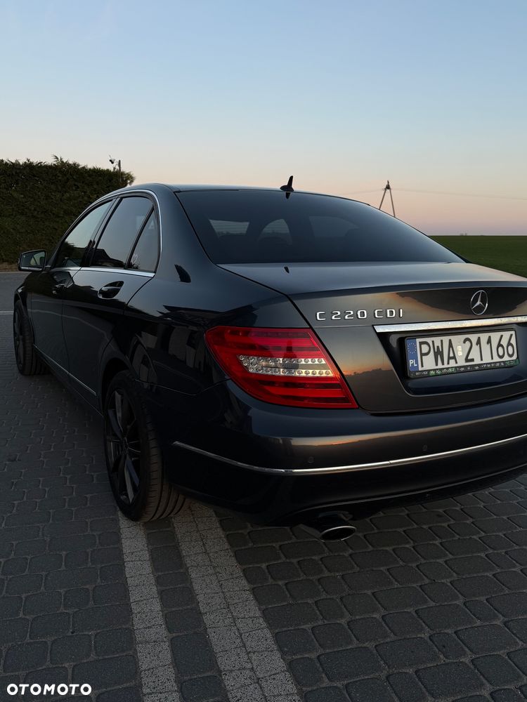 Mercedes-Benz Klasa C 220 d 4-Matic 7G-TRONIC - 5