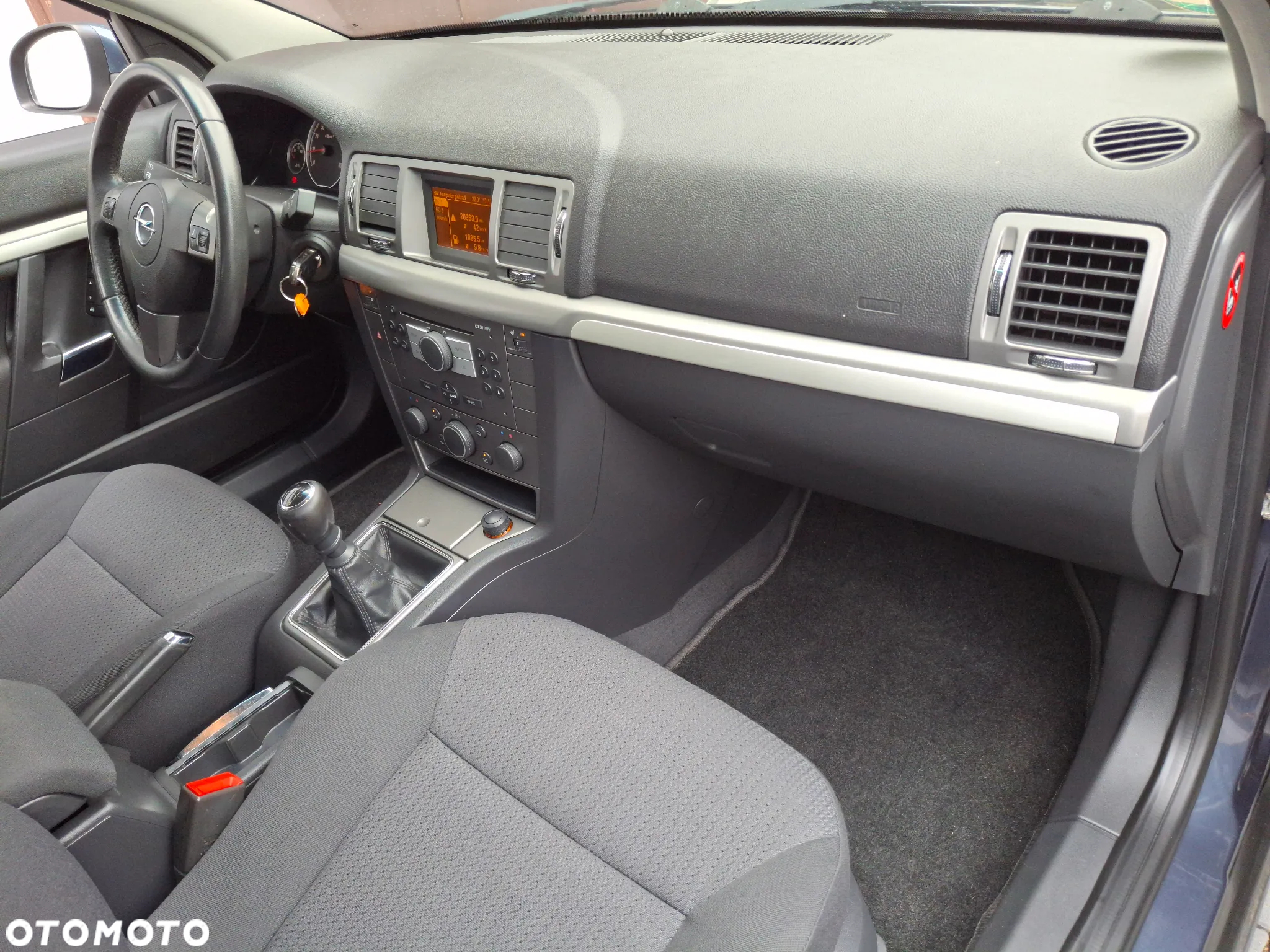 Opel Vectra 1.8 Caravan - 14