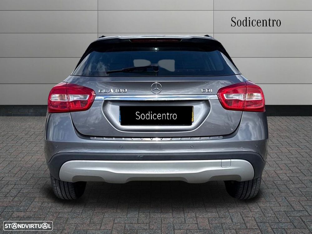 Mercedes-Benz GLA 180 CDI Style - 8