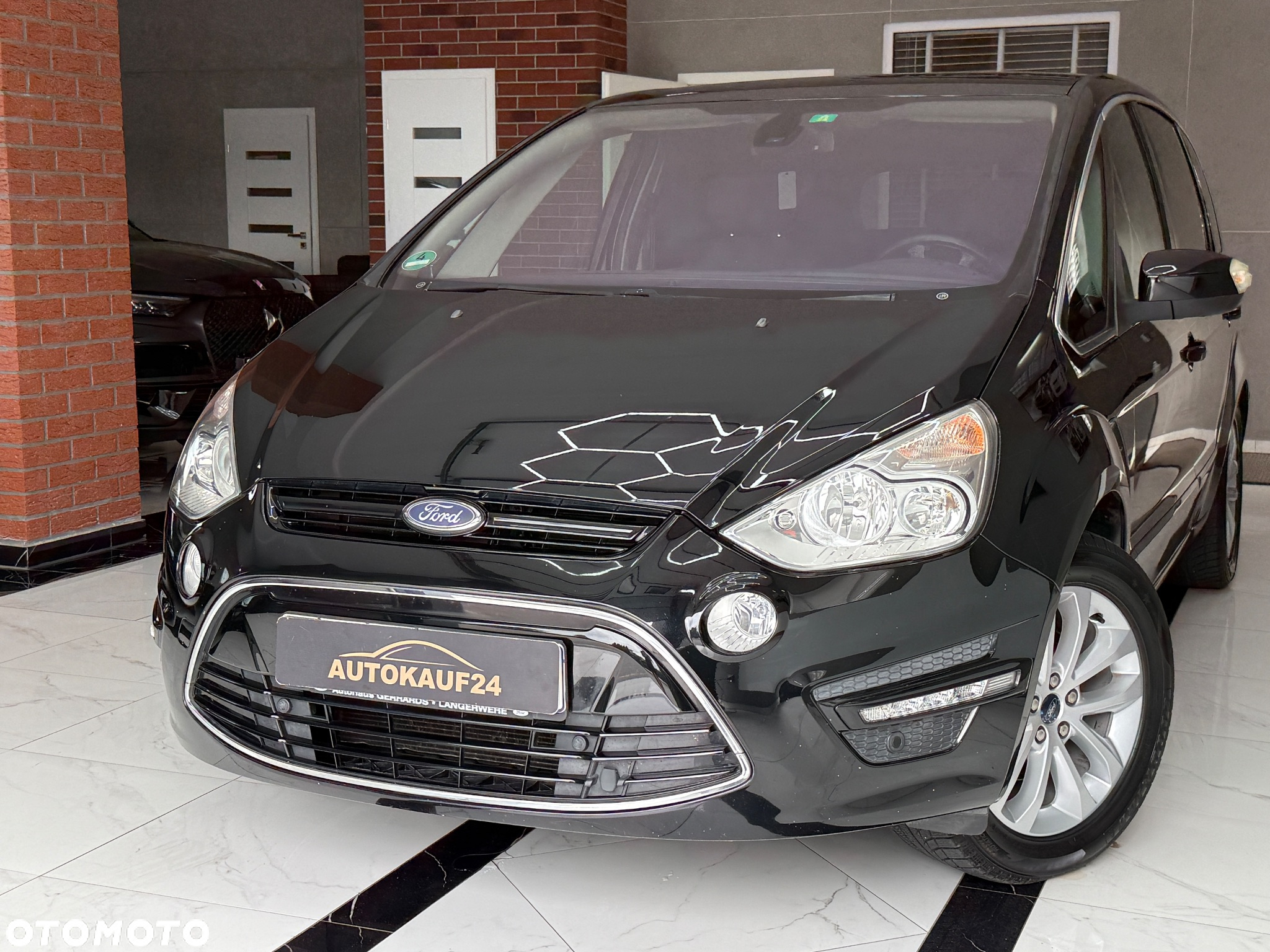 Ford S-Max 2.0 Titanium - 6