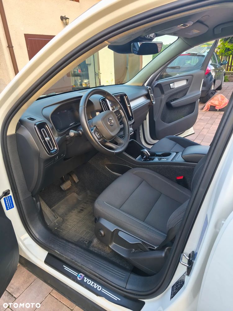 Volvo XC 40 B4 B Momentum - 8