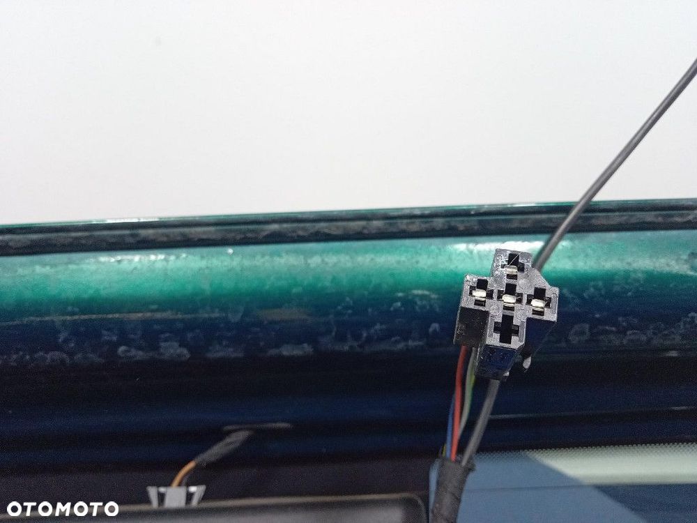 VW GOLF III HB TYLNA KLAPA BAGAŻNIKA TYŁ LC6P - 8