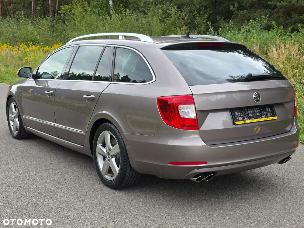 Skoda Superb 2.0 TSI DSG Elegance - 16