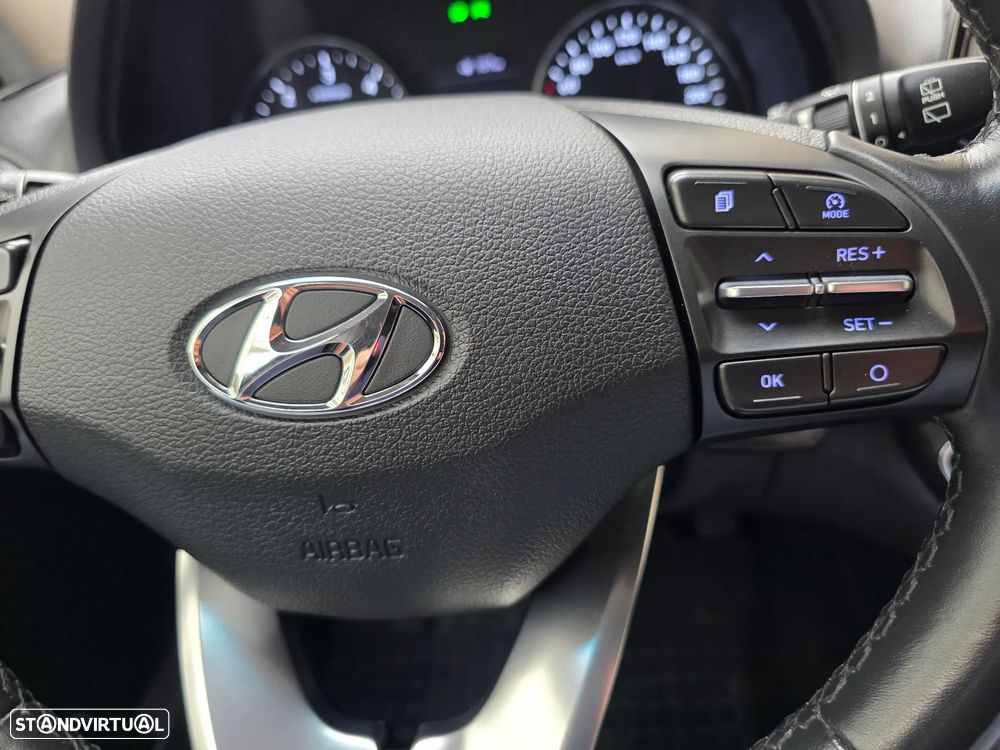 Hyundai i30 1.6 CRDI STyle+Navi - 33