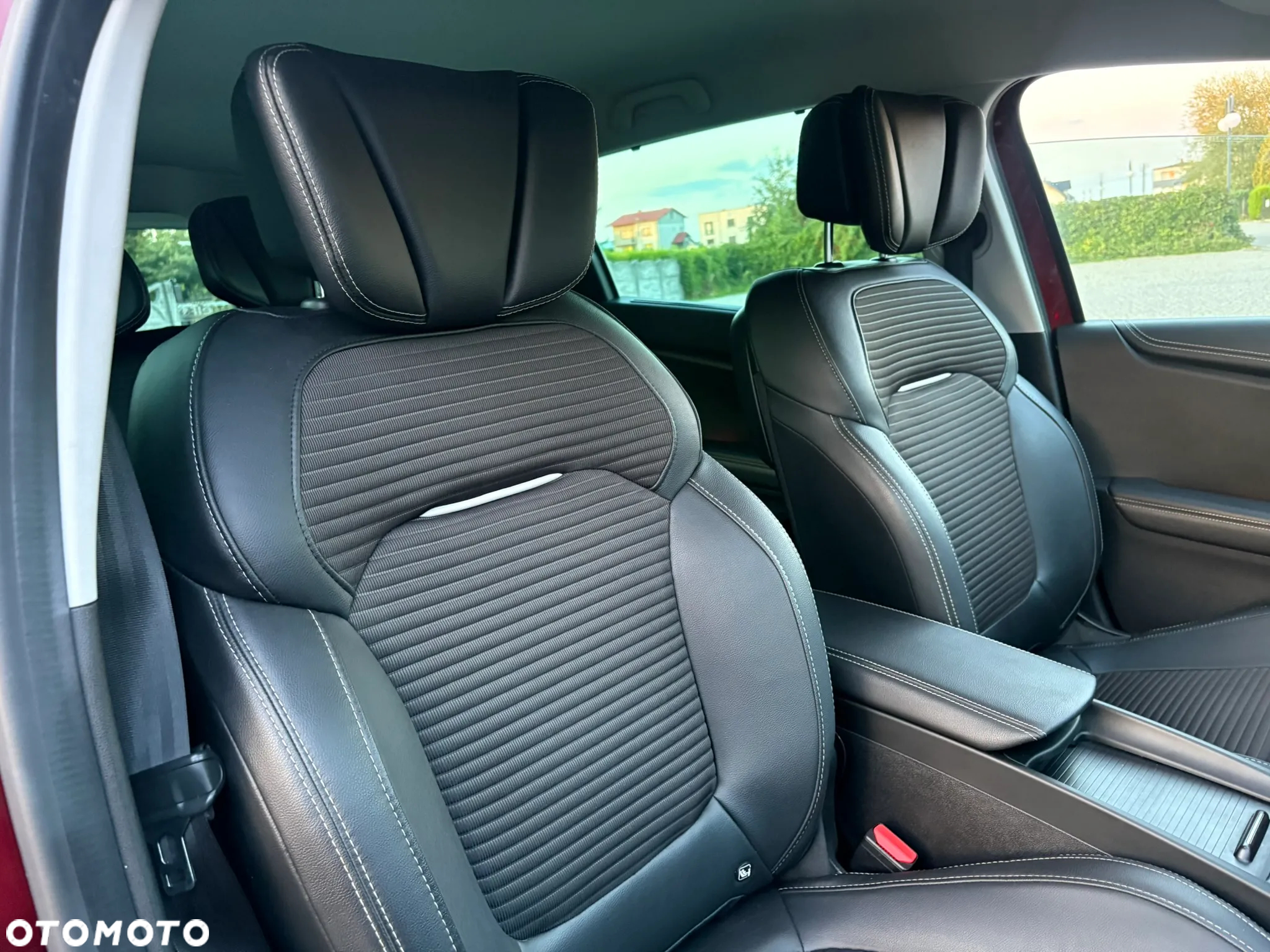 Renault Grand Scenic ENERGY TCe 115 S&S Bose Edition - 20