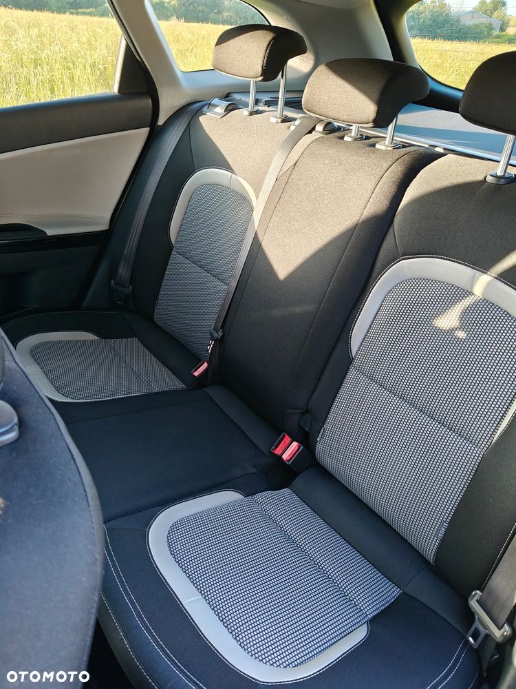 Kia Ceed 1.6 CRDi L - 12