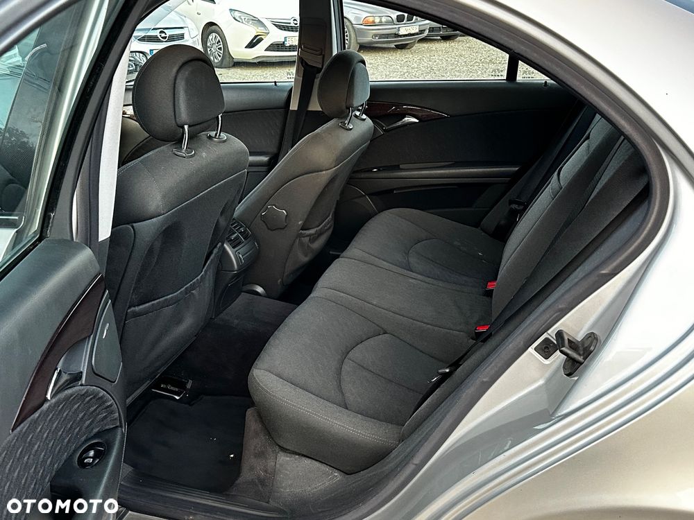 Mercedes-Benz Klasa E 220 CDI Automatik Classic - 14
