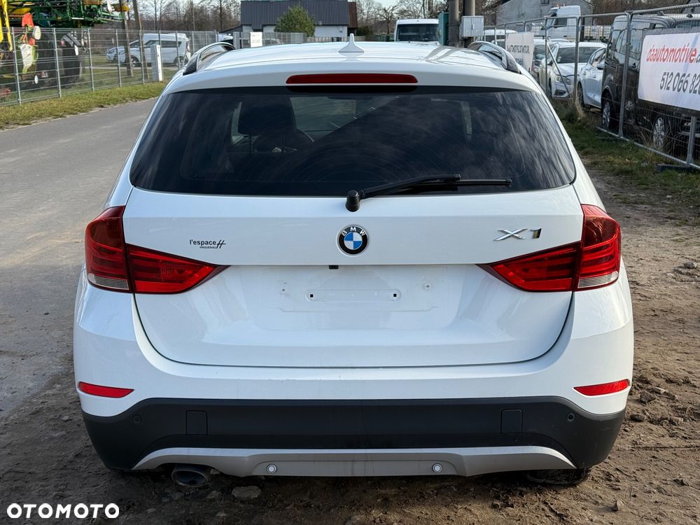 BMW X1 sDrive16d xLine - 6