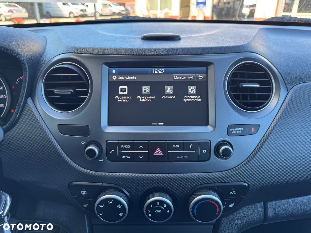 Hyundai i10 - 24