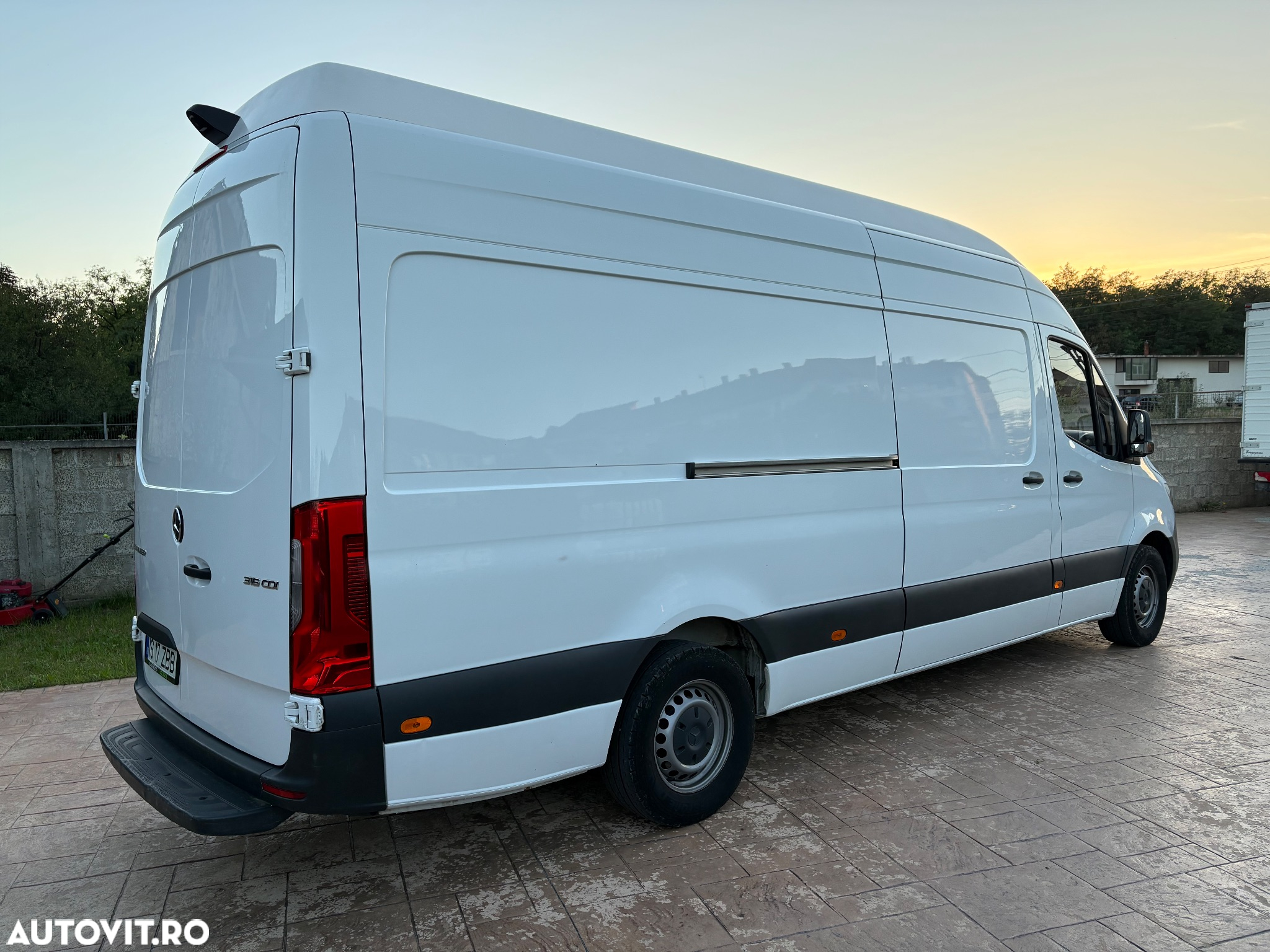 Mercedes-Benz Sprinter 316 - 5