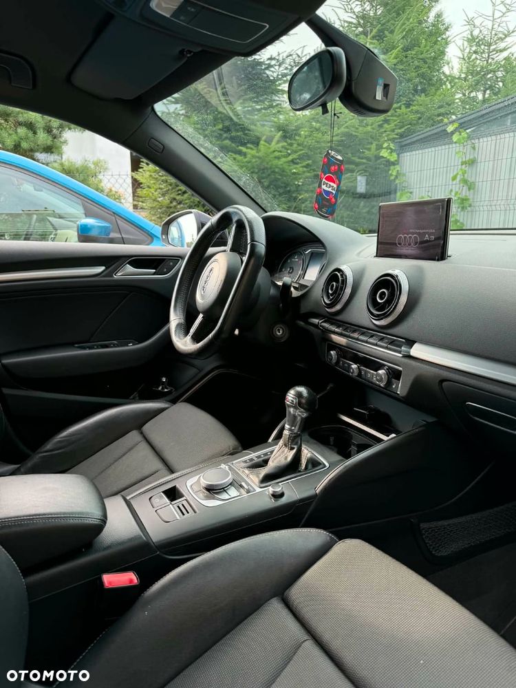 Audi A3 Sportback 2.0 TDI Attraction S tronic - 24