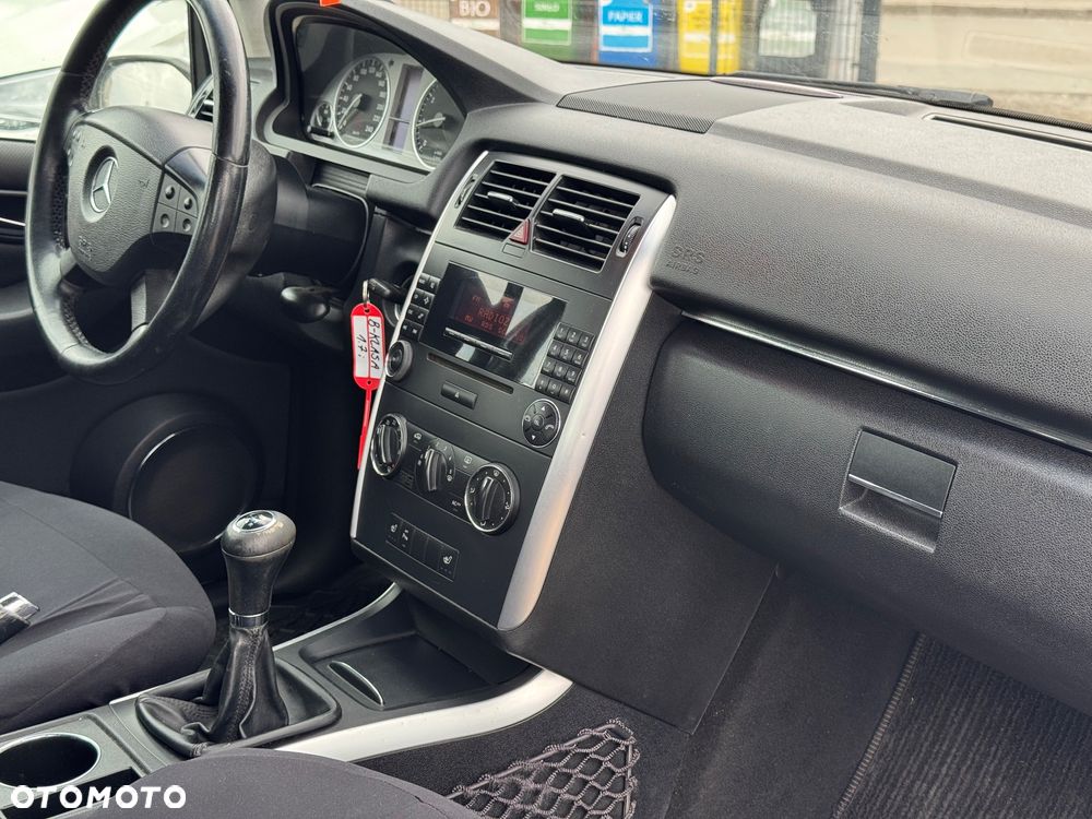 Mercedes-Benz Klasa B 170 - 27