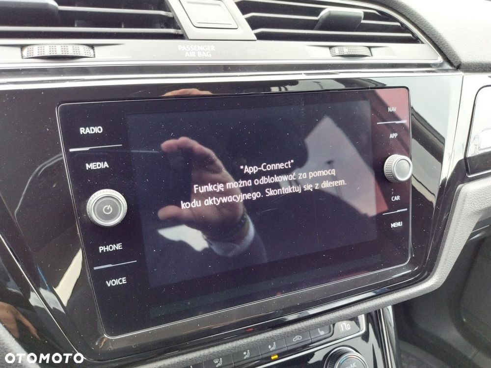 Volkswagen Touran - 27