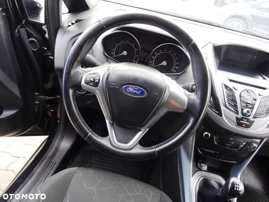 Ford B-MAX - 21