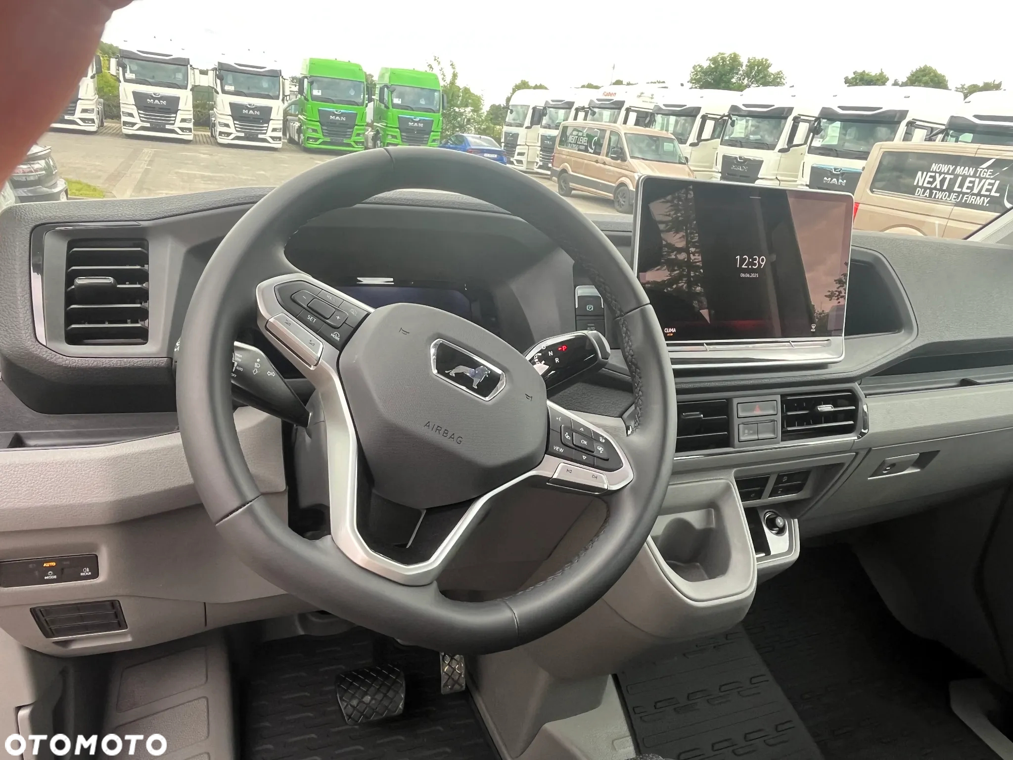 MAN TGE 3.180 4X4 SB - 10