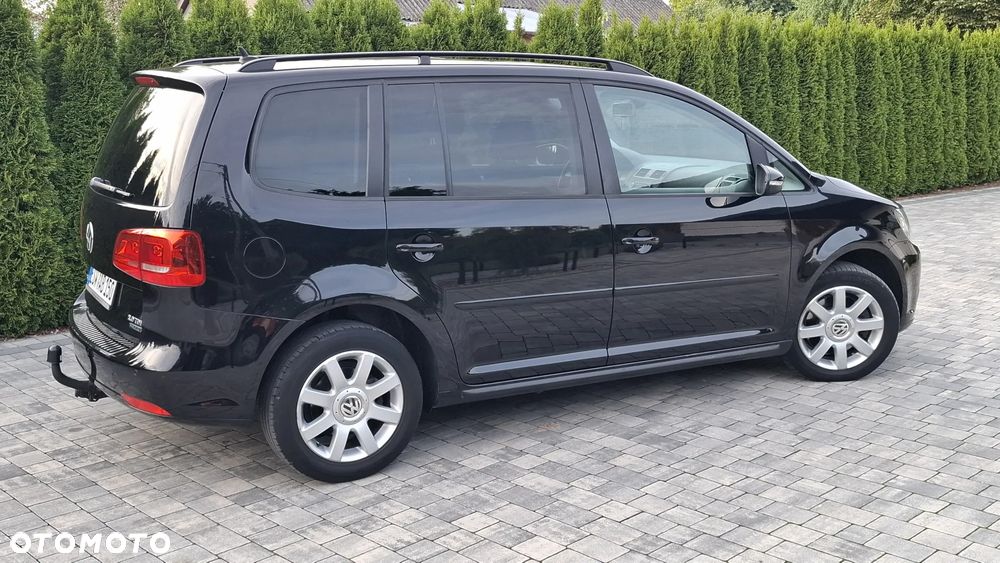 Volkswagen Touran - 6
