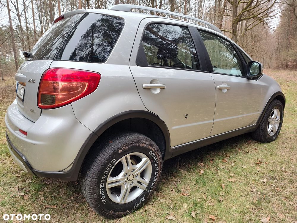 Suzuki SX4 1.6 Premium 4WD - 16