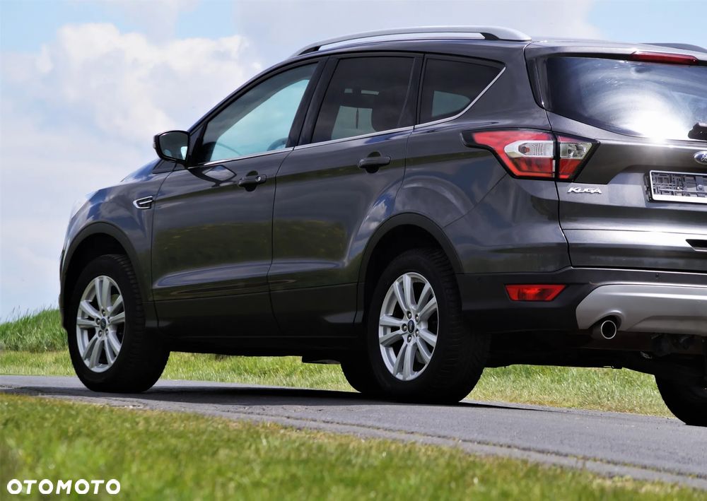 Ford Kuga - 10