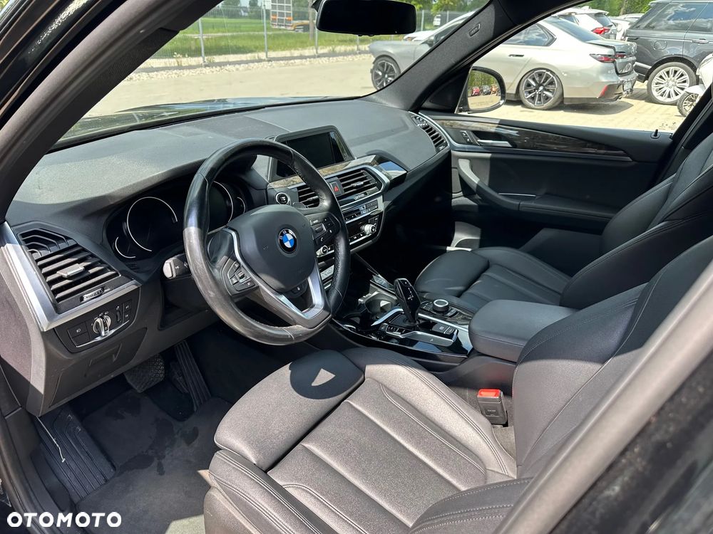 BMW X3 - 11