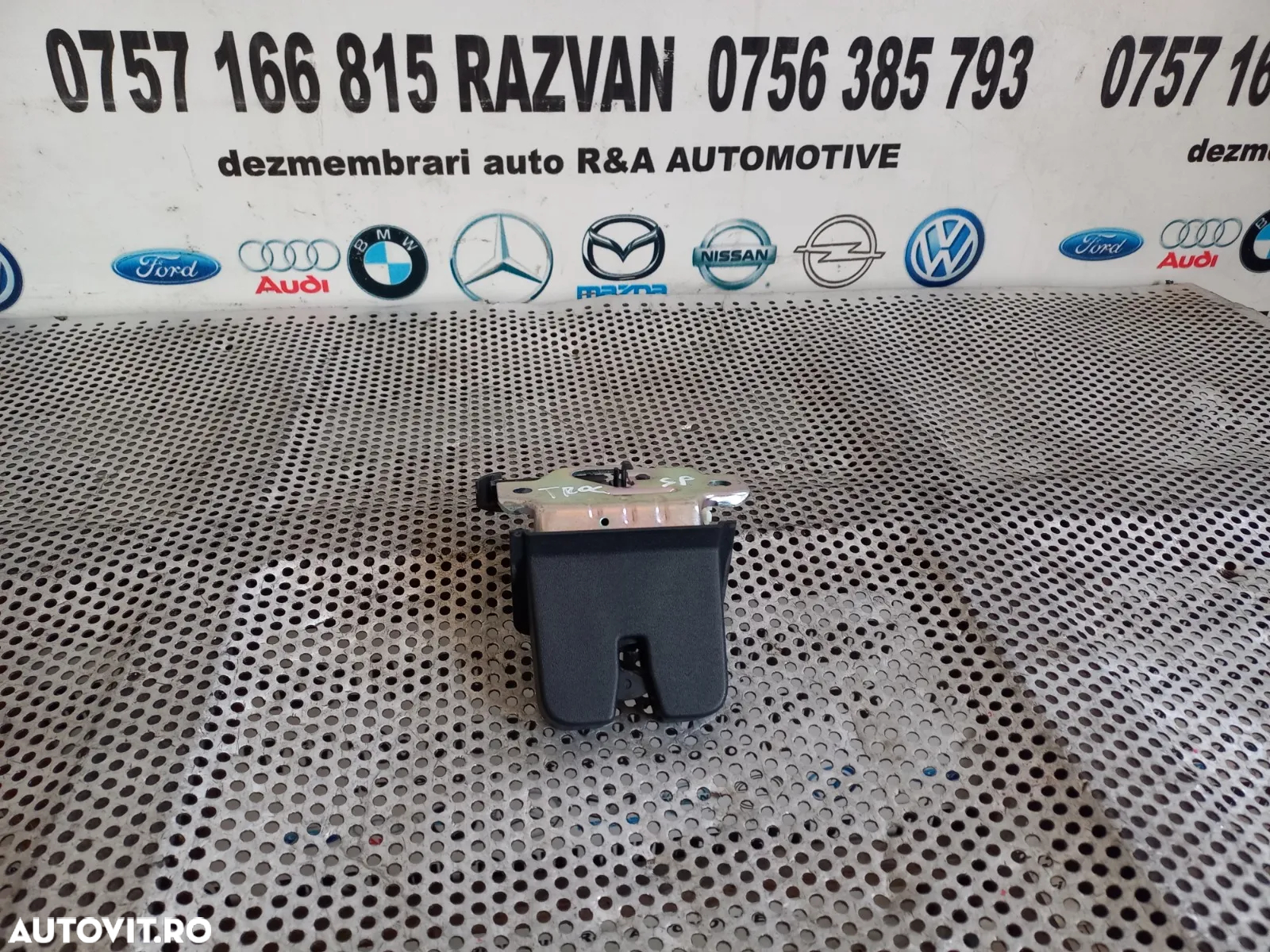 Broasca Blocator Incuietoare Haion Hayon Vw T Roc T-Roc An 2017-2018-2019-2020-2021-2022-2023 Cod 2 - 3