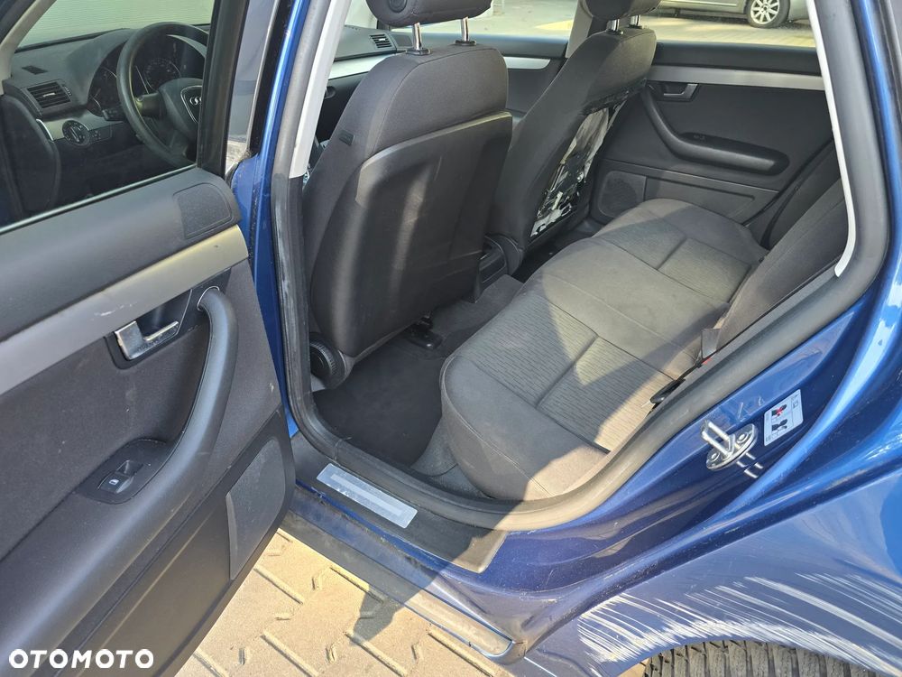 Audi A4 Avant 2.0 TDI DPF multitronic - 13