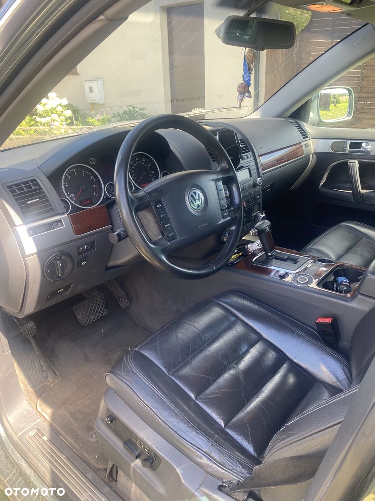Volkswagen Touareg 3.2 V6 Tiptr - 3