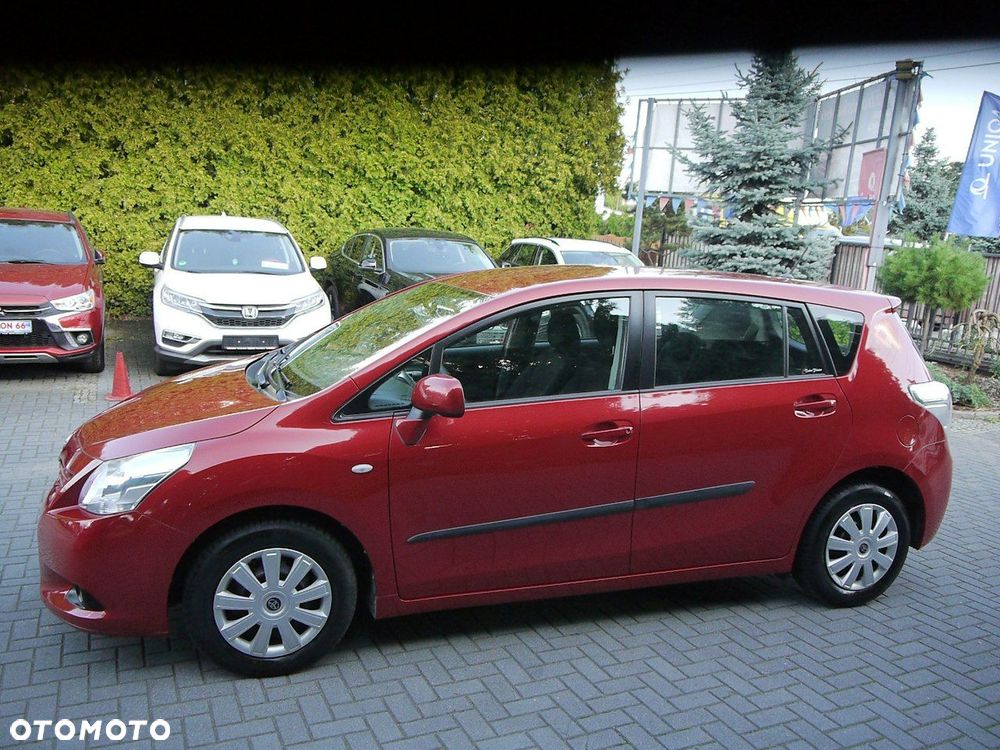 Toyota Verso 1.6 - 10