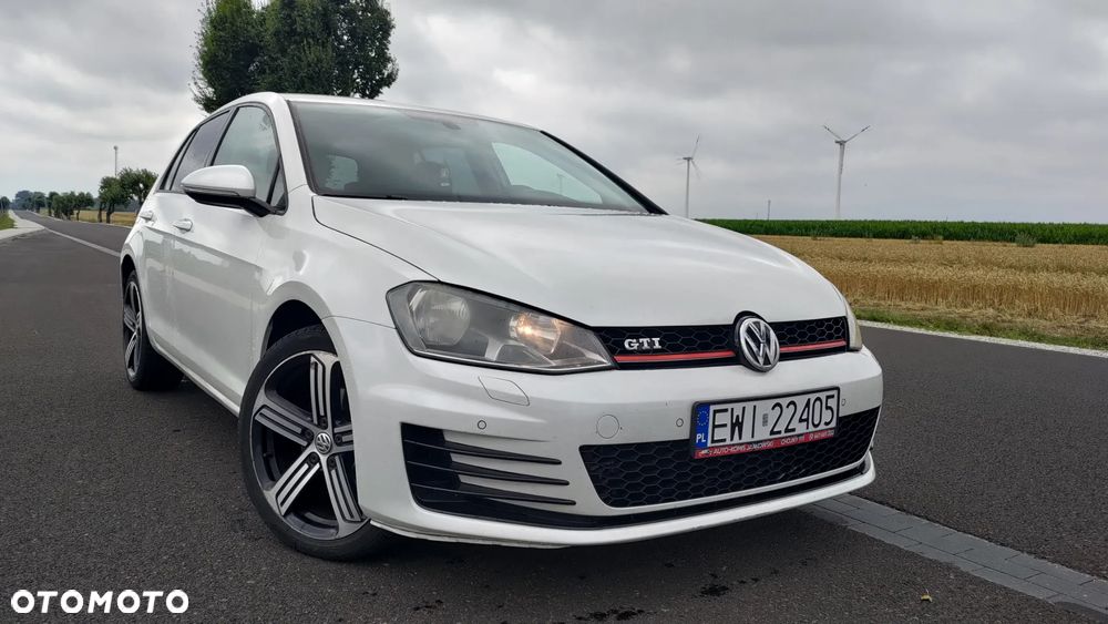 Volkswagen Golf 1.6 TDI BlueMotion Technology Cup - 6