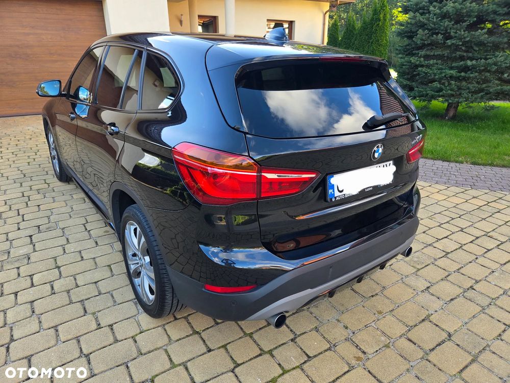BMW X1 xDrive20i xLine - 9