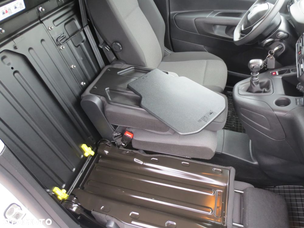 Peugeot PARTNER LONG ORYGINAŁ LAKIER i NISKI PRZEBIEG SALON PL. - 16