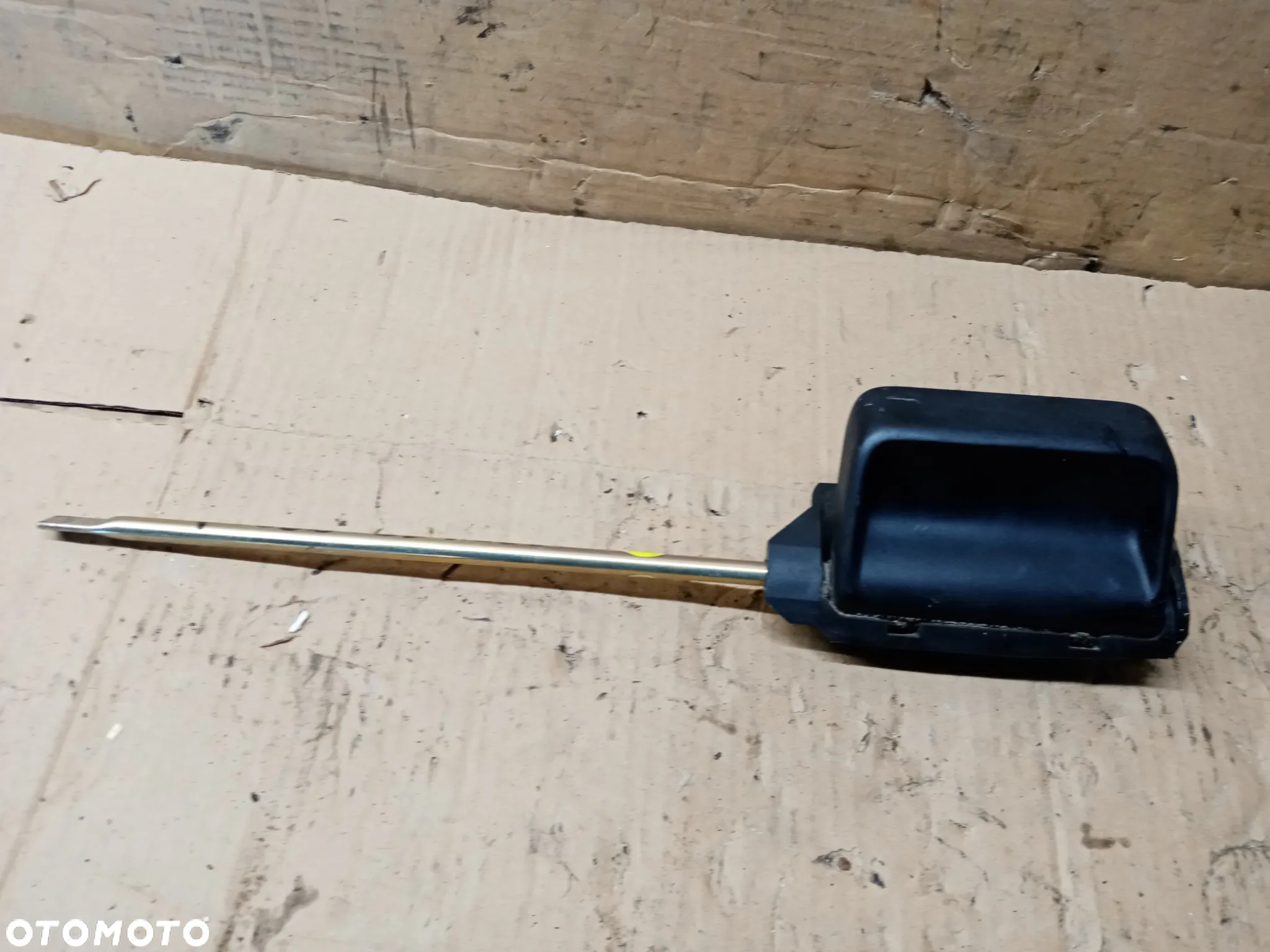 Klamka raczka drzwi przesuwnych prawych VW Caddy III 7H0843642A - 3