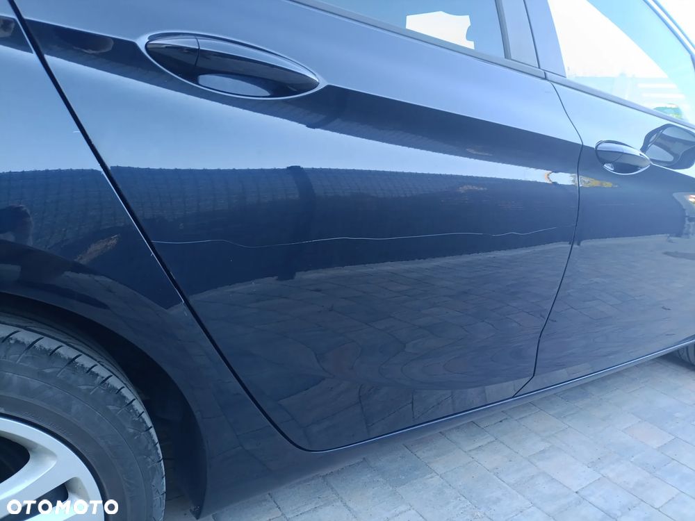 Opel Astra 1.4 T Enjoy S&S - 9