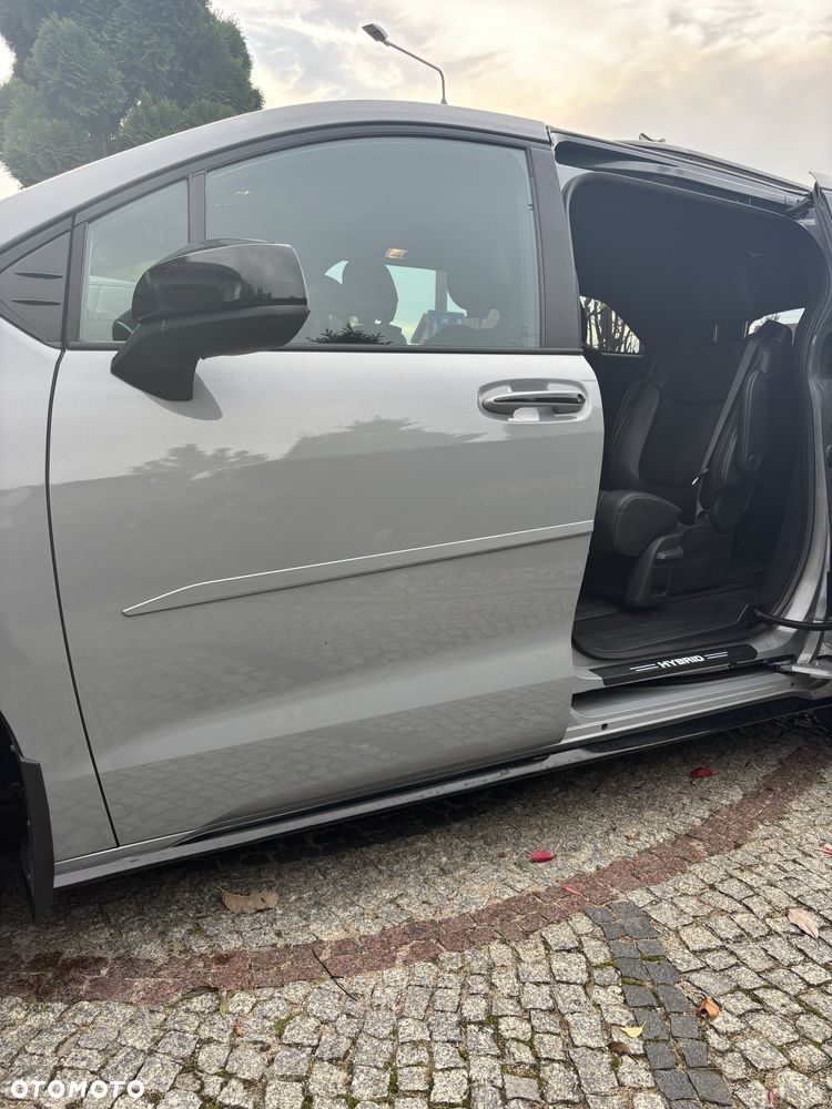Toyota Sienna - 10