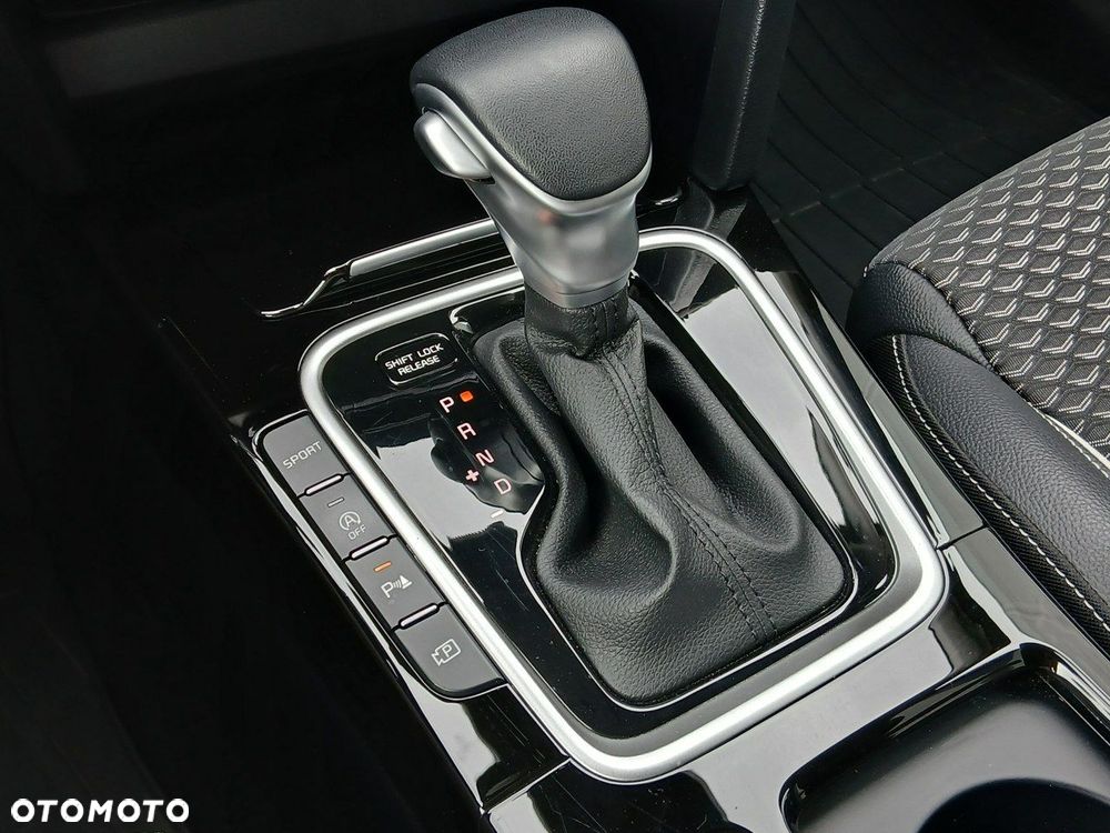 Kia Ceed - 26
