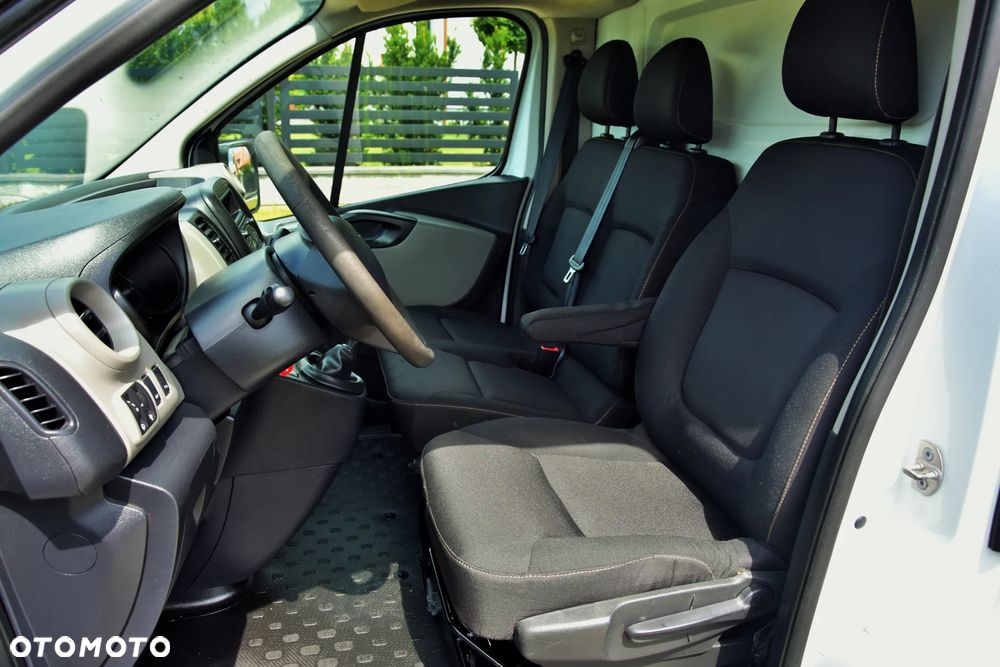 Renault TRAFIC - 16
