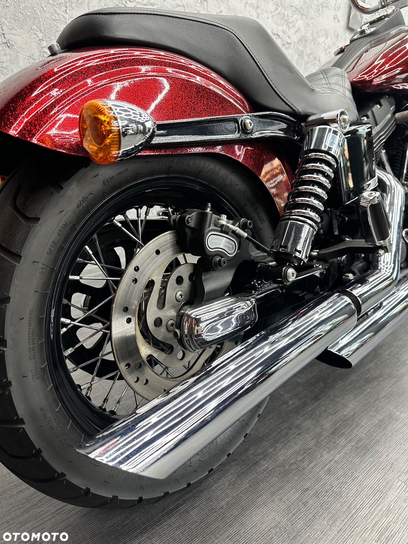 Harley-Davidson Dyna Street Bob - 12