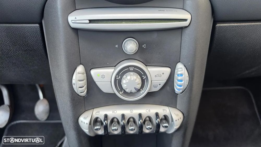MINI 3 Portas Cooper D - 13