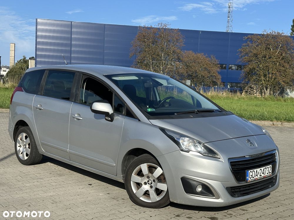 Peugeot 5008 - 6
