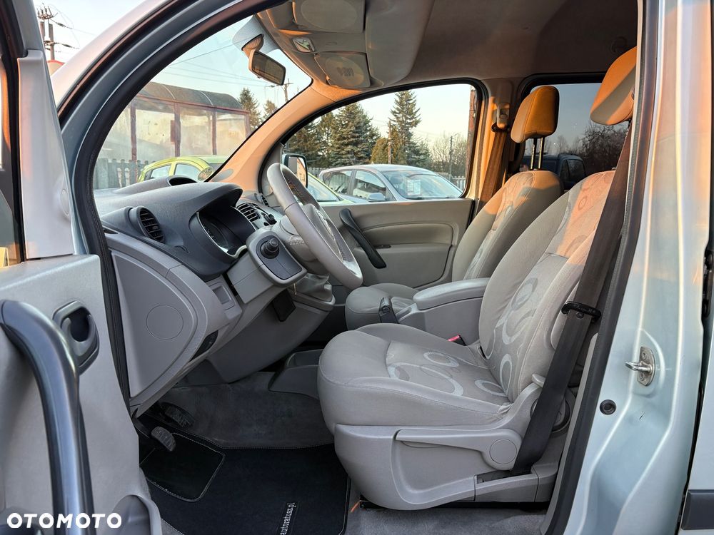 Renault Kangoo 1.6 8V Happy Family - 21