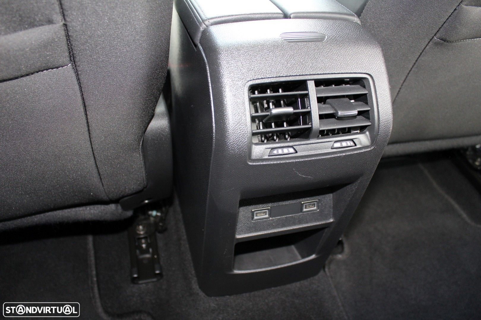 Peugeot 308 SW 1.2 PureTech Allure Pack EAT8 - 25