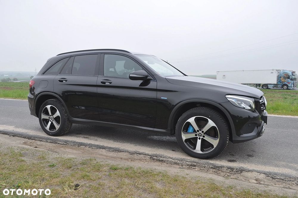 Mercedes-Benz GLC - 2