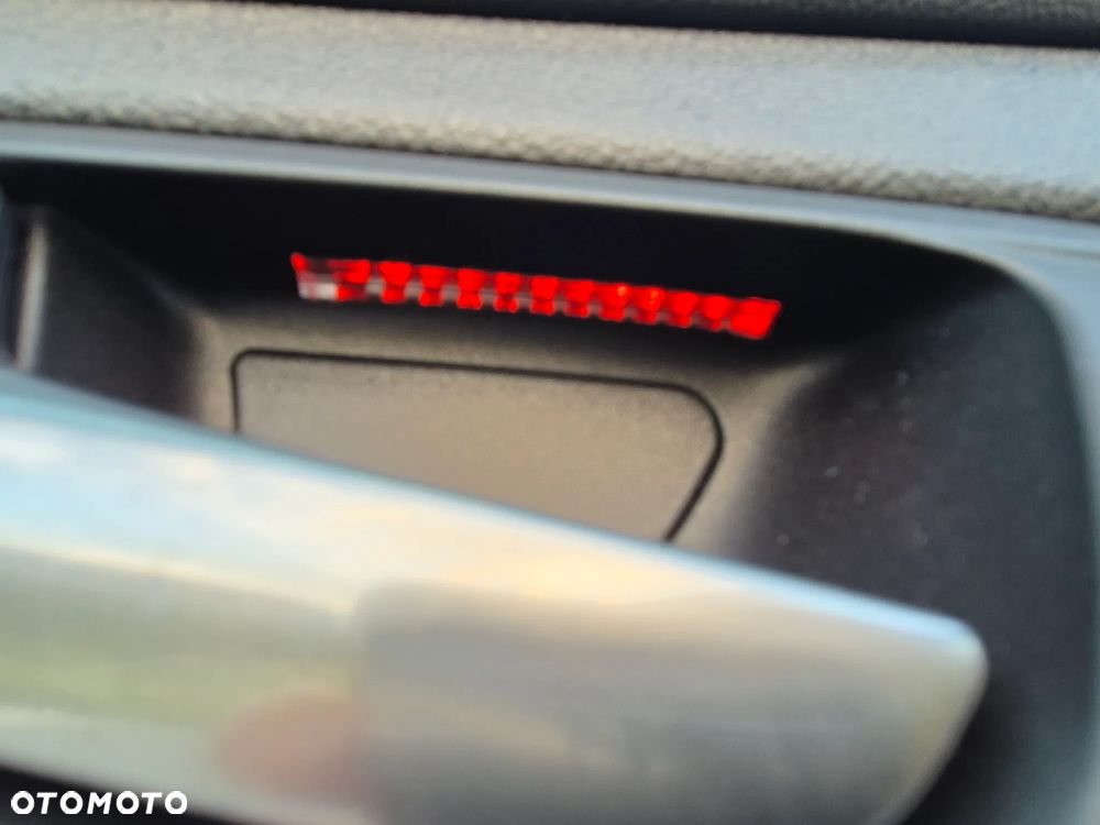 Ford Focus 1.0 EcoBoost Titanium - 9