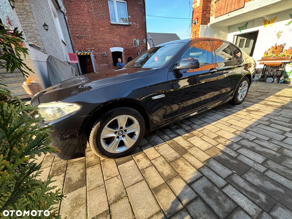 BMW Seria 5 530d Luxury Line - 6