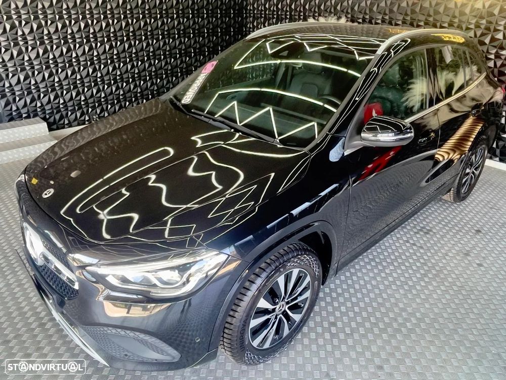 Mercedes-Benz GLA 250 e 8G-DCT - 26